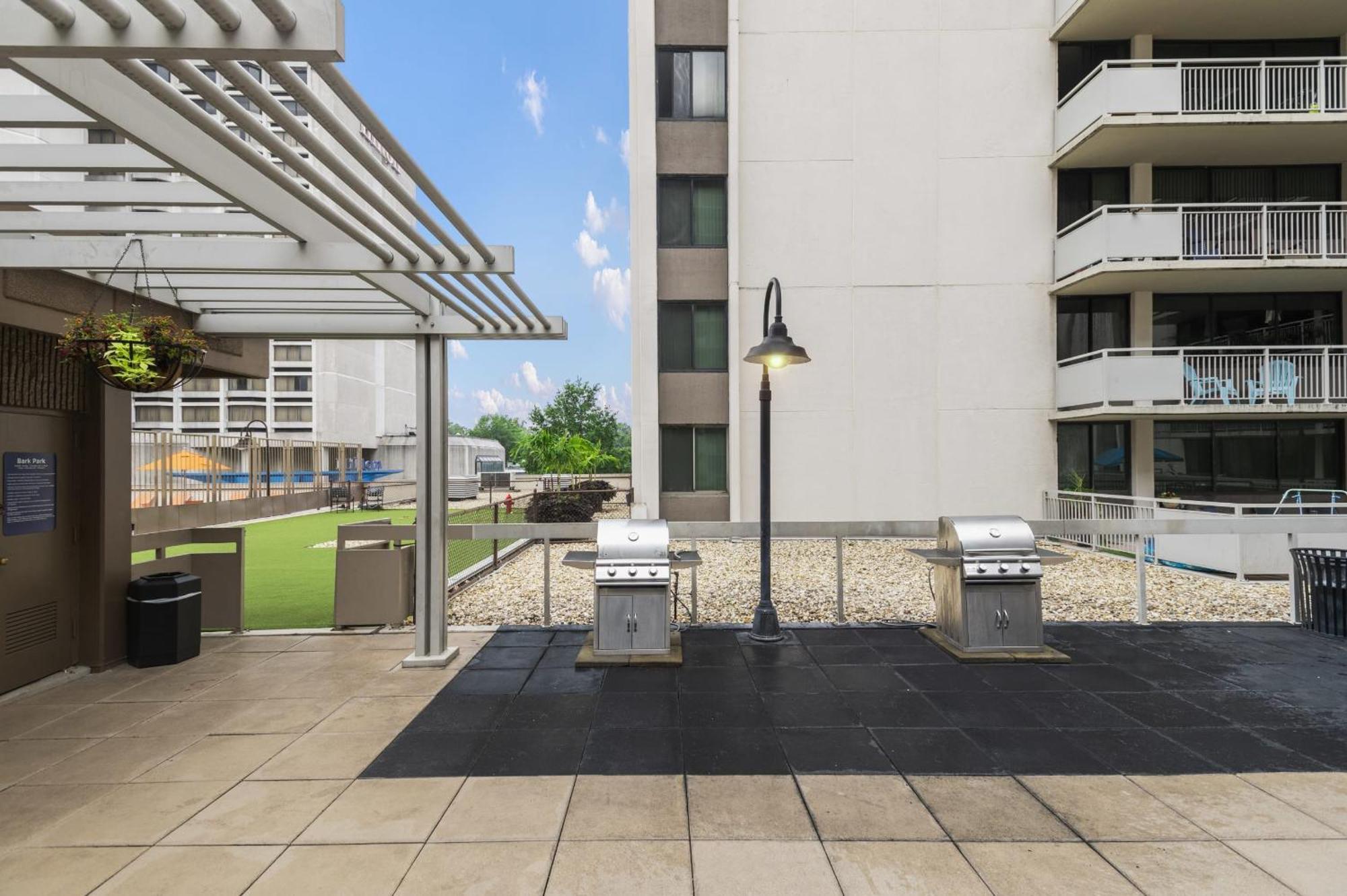 Quiet Apt With Excellent Amenities @Crystal City Apartment Arlington Exterior photo