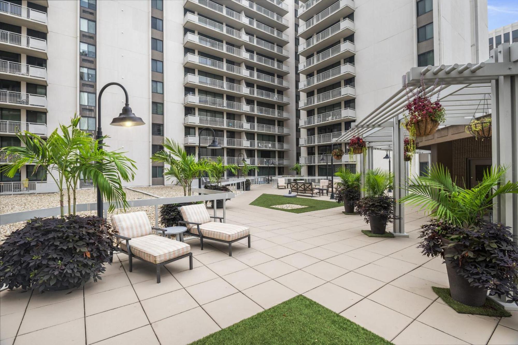 Quiet Apt With Excellent Amenities @Crystal City Apartment Arlington Exterior photo