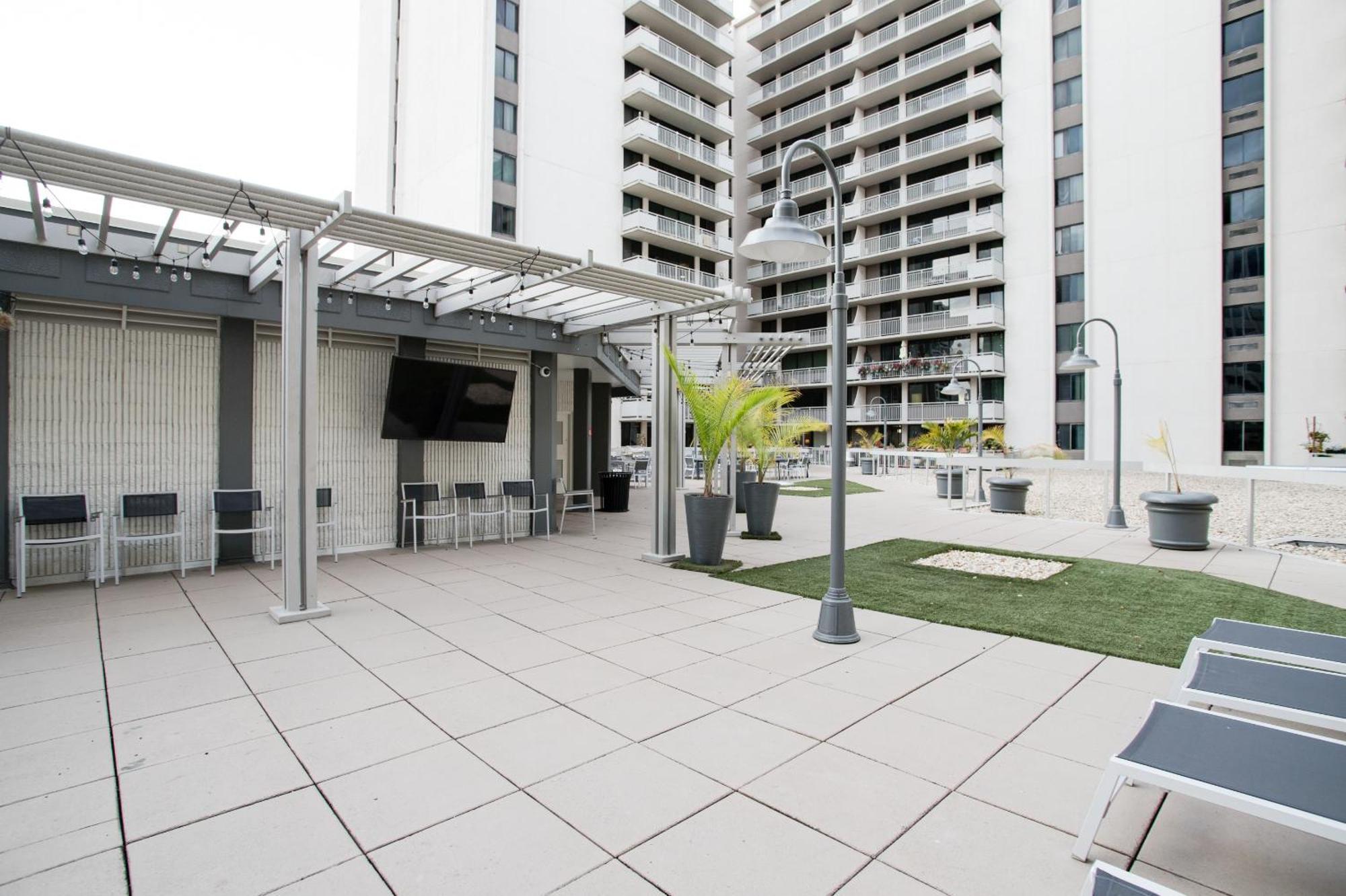 Quiet Apt With Excellent Amenities @Crystal City Apartment Arlington Exterior photo